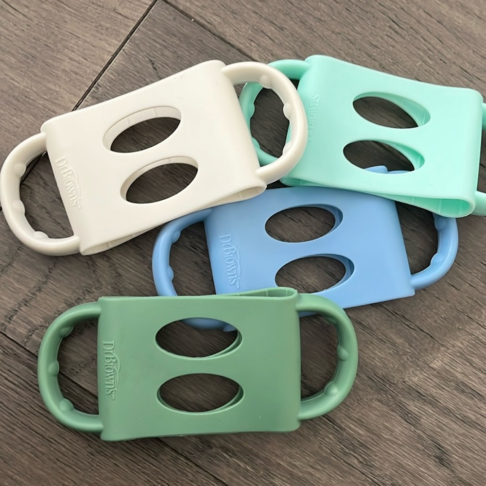 Dr browns silicone  sippy cup handles (wide)